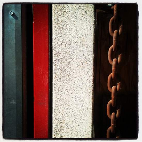 Still life with an iron chain (photo by Tui Snider)
