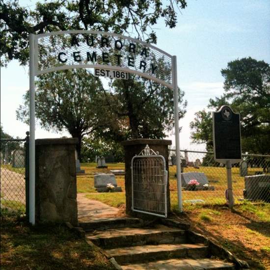 Aurora Cemetery gate (photo Tui Snider)