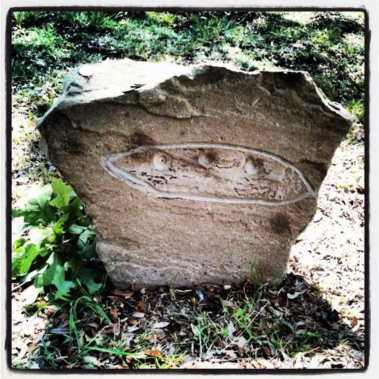 Headstone at alien gravesite in Aurora, Texas (photo by Tui Snider)