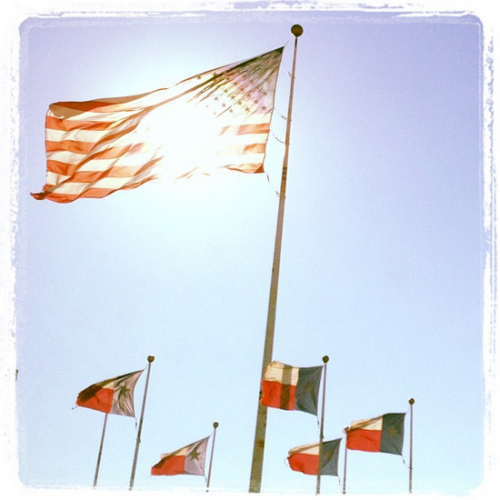 Flags waving in north Texas (photo by Tui Snider)