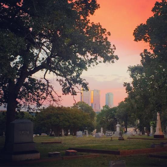 Oakwood Cemetery in Fort Worth, Texas (photo by Tui Snider)