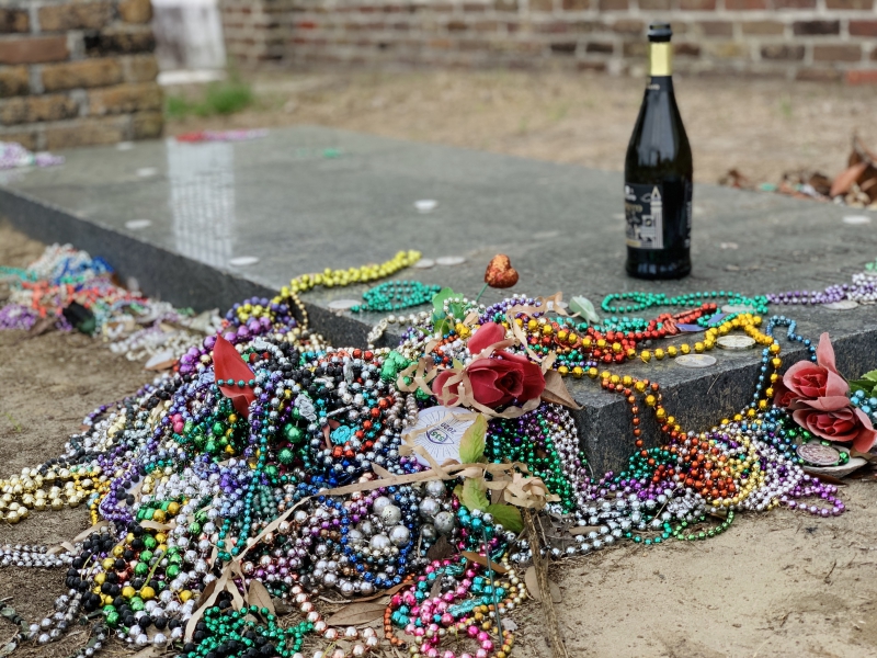 Mardi gras beads as grave goods. (photo (c) Tui Snider)
